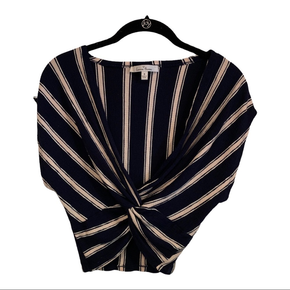 Lone Tree Navy blue‎ white and light pink crop top